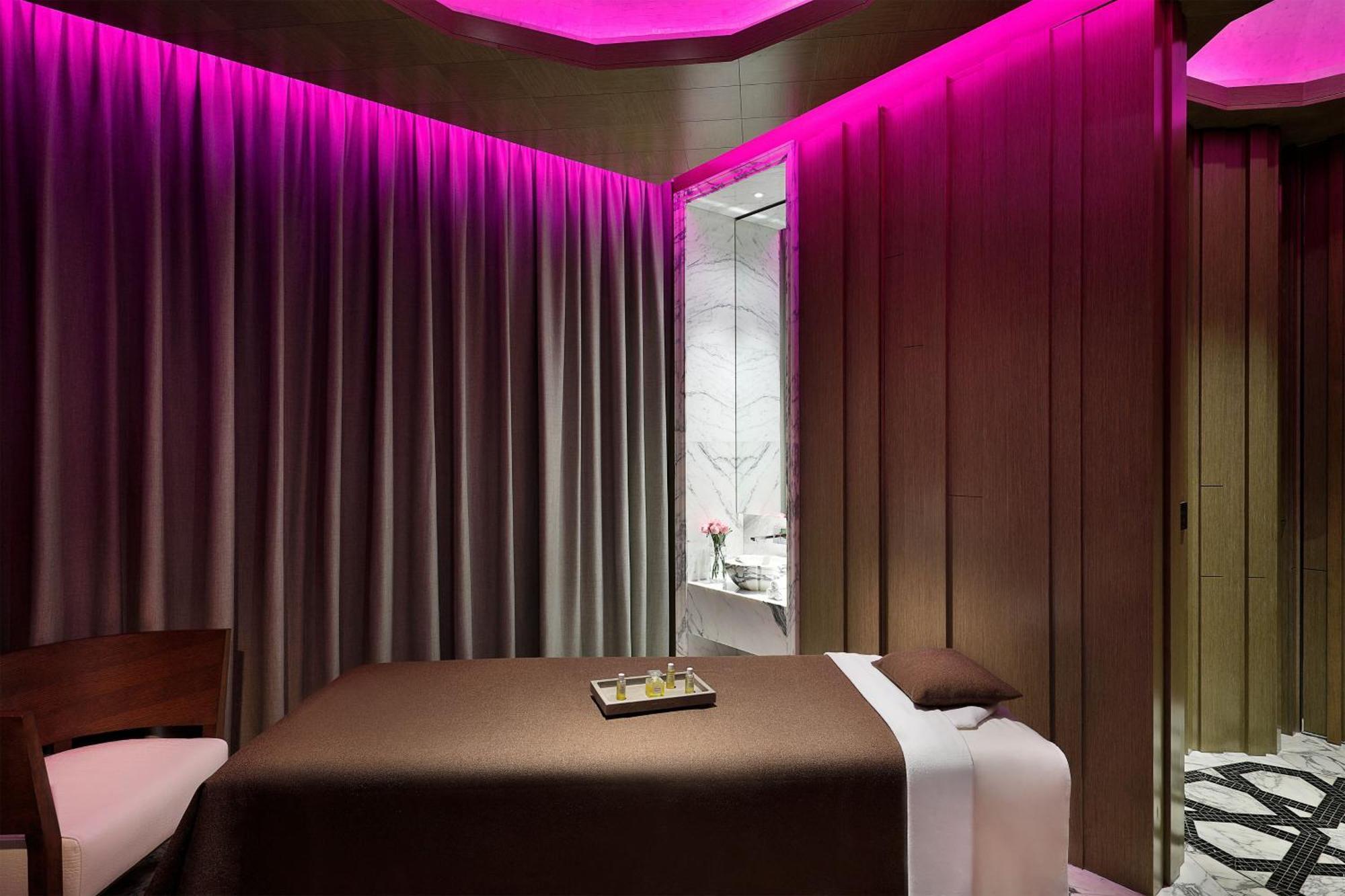 马斯喀特w酒店 外观 照片 A treatment room at the spa