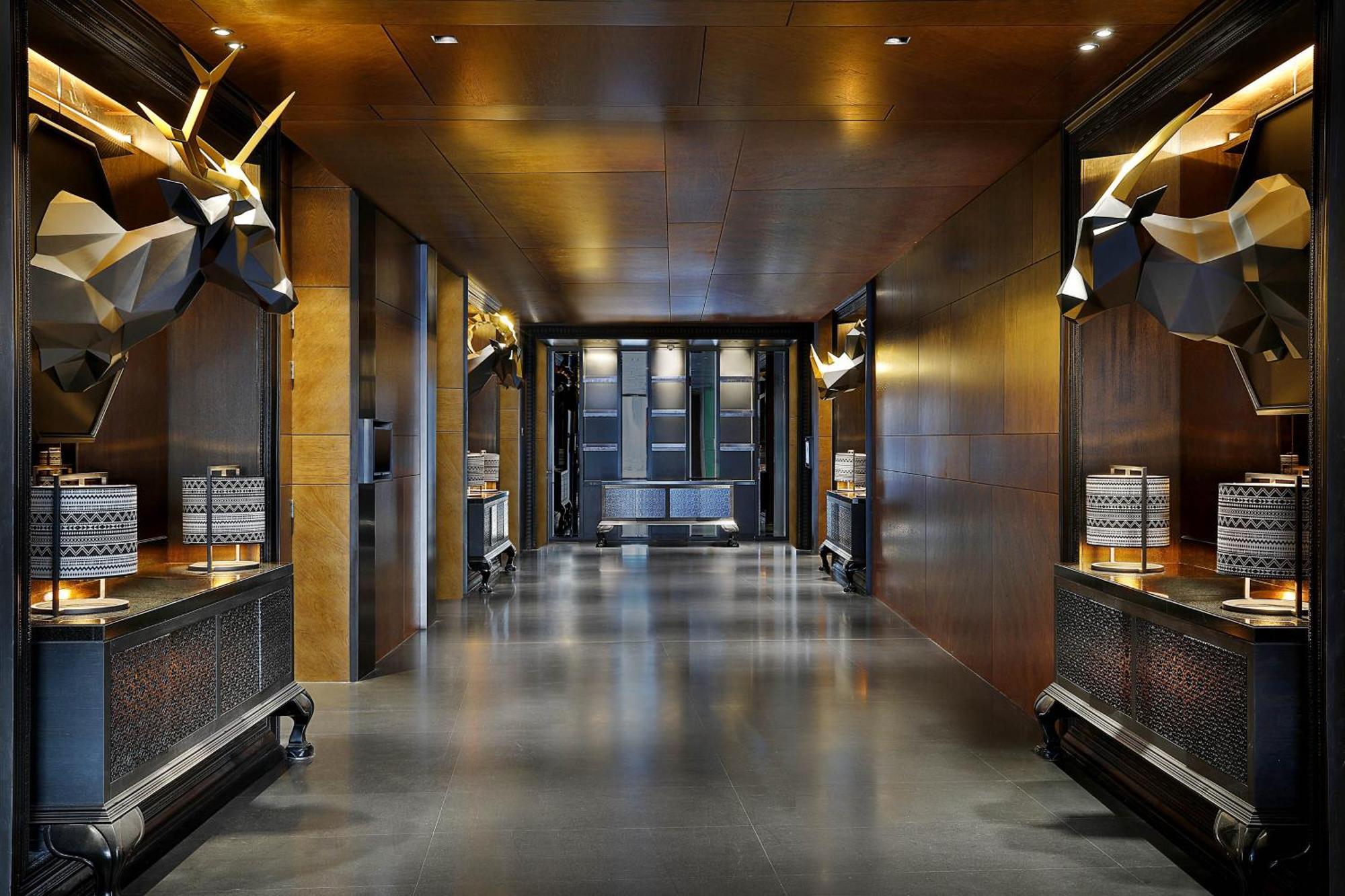 马斯喀特w酒店 外观 照片 The elevator lobby